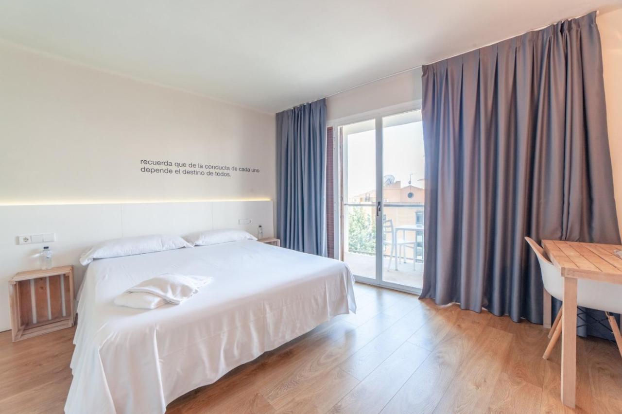Dynamic Hotels Caldetes Barcelona 칼데스 데스트락 외부 사진