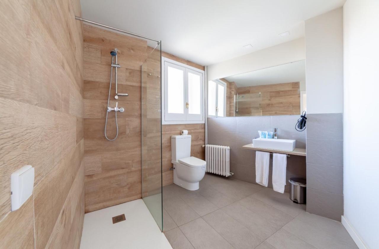 Dynamic Hotels Caldetes Barcelona 칼데스 데스트락 외부 사진