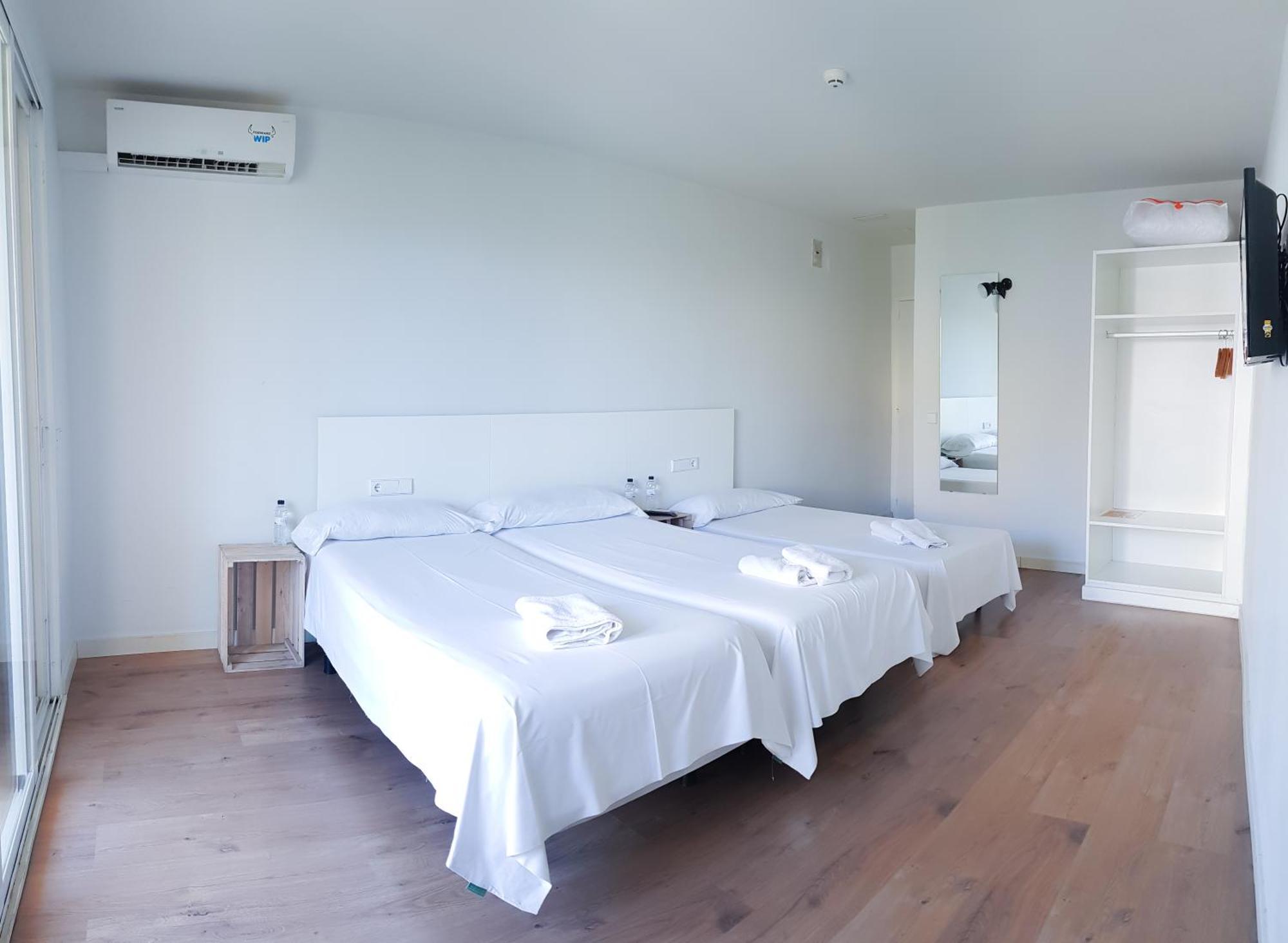 Dynamic Hotels Caldetes Barcelona 칼데스 데스트락 외부 사진