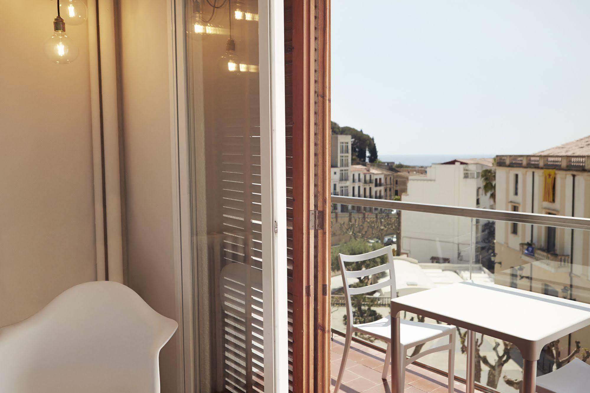 Dynamic Hotels Caldetes Barcelona 칼데스 데스트락 외부 사진